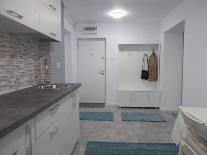 Apartament Tanya Targoviste Exteriör bild